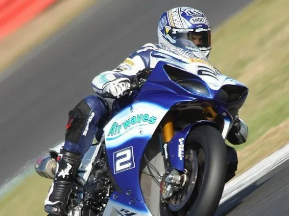 leon camier airwaves yamaha gse silverstone