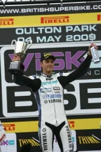 leon camier double podium bsb oulton park 2009
