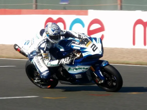 leon camier silverstone prove 3