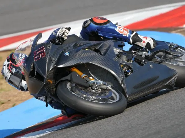 leon haslam end test portimao