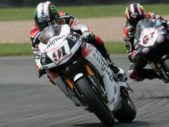 leon haslam superbike donington park