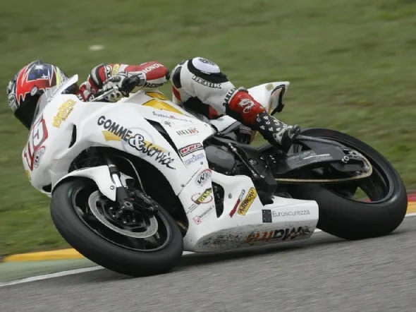 lorenzo alfonsi gomme service honda