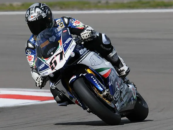 lorenzo lanzi dfx ducati prove1 magnycours