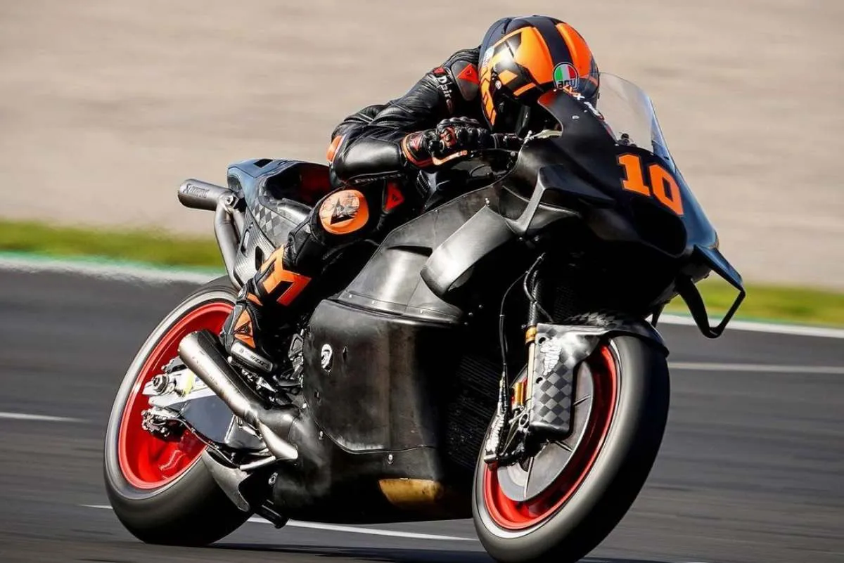 luca marini 9