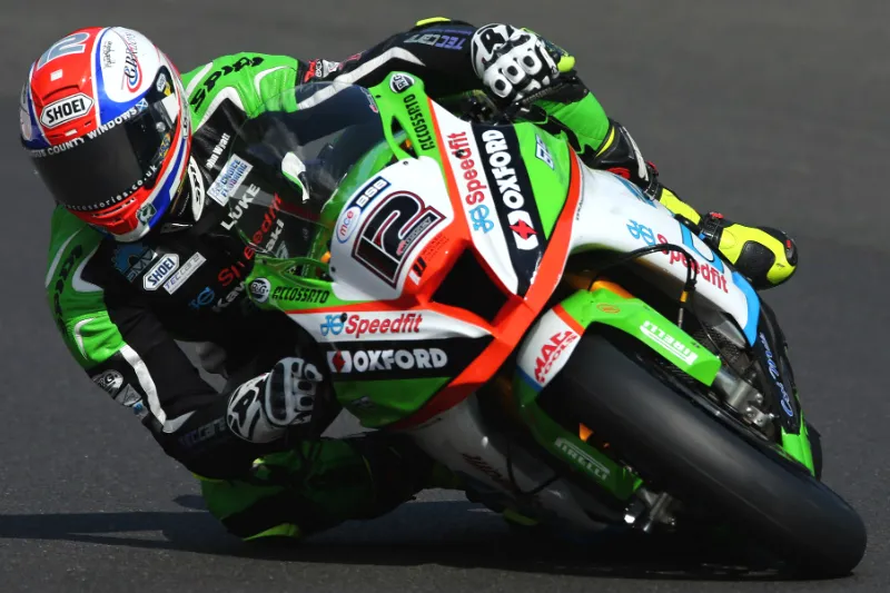 luke mossey fp1 thruxton