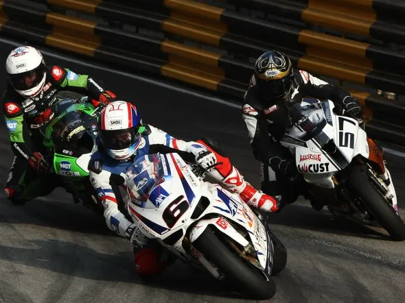 macau gp 2010 rutter toye easton
