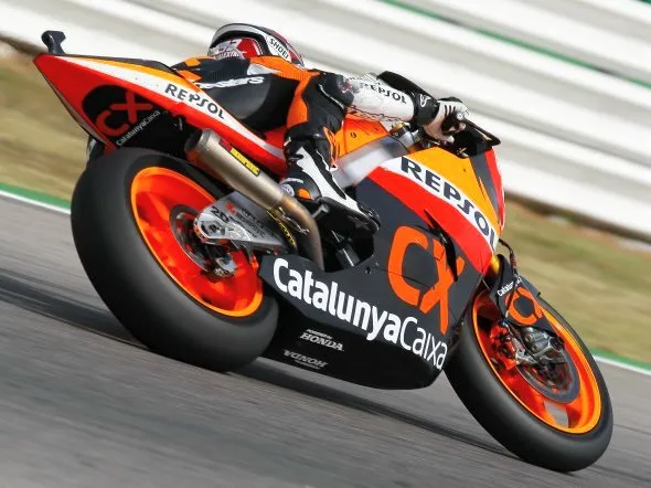 marc marquez moto2 warmup misano 2011