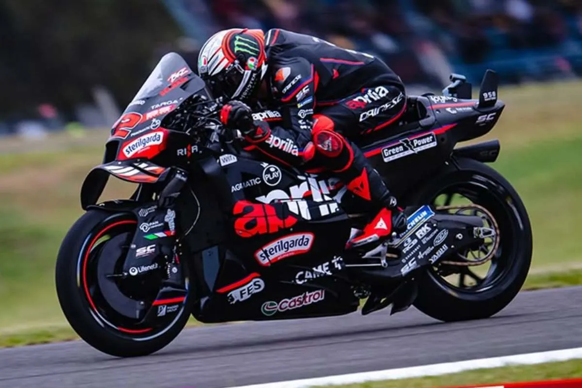 marco bezzecchi aprilia motogp 1