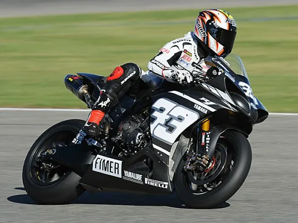marco melandri test yamaha r1 superbike 1