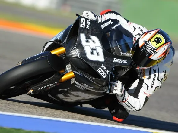 marco melandri yamahar1 test valencia