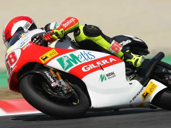 marco simoncelli barcellona race 250cc 2009