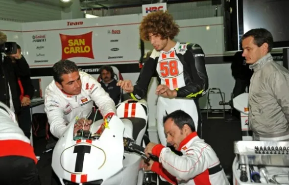 marco simoncelli box gresini hrc