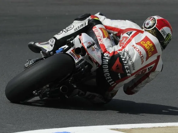 marco simoncelli gara motegi 2011 gp