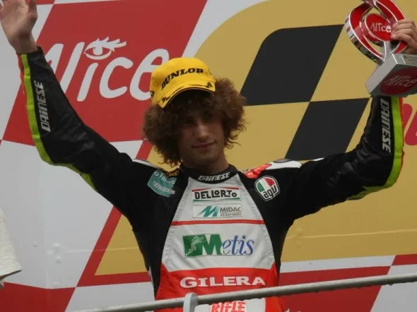 marco simoncelli podium mugello