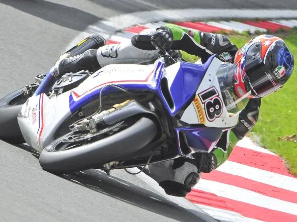 mark aitchison aprilia rsv4