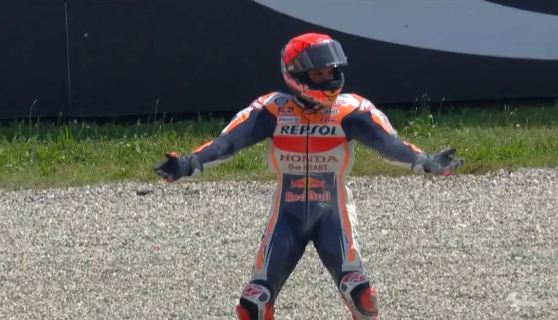 marquez honda crash mugello