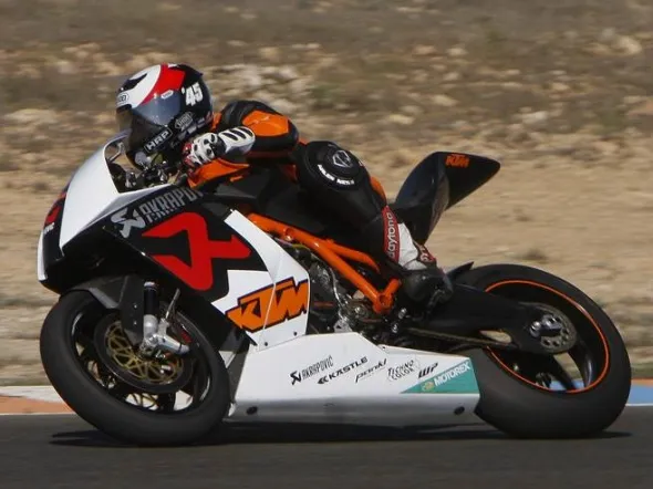 martin bauer ktm rc8r test almeria