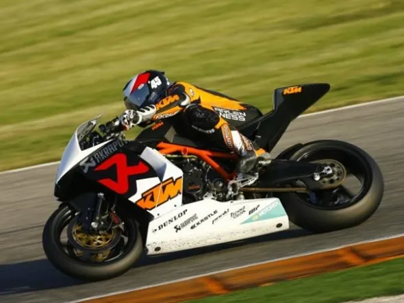 martin bauer ktm valencia superbike
