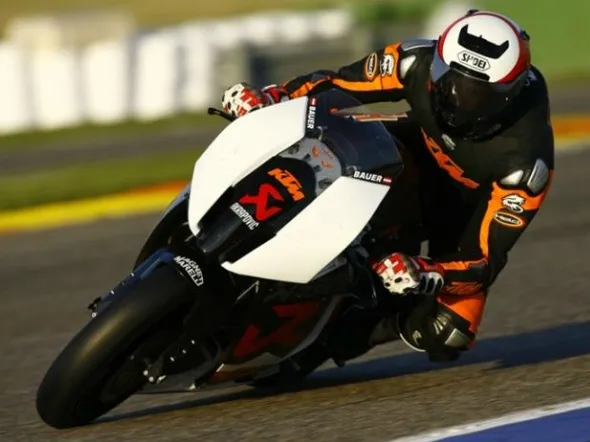 martin bauer test valencia ktm