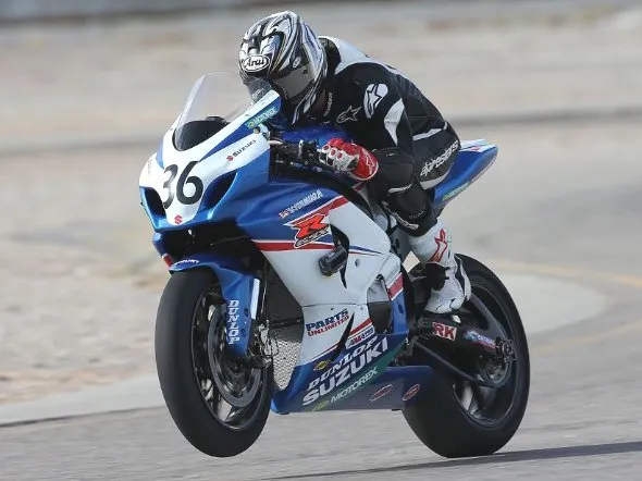 martin cardenas yoshimura suzuki test las vegas 2