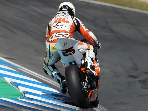 matej smrz race1 oschersleben 2011