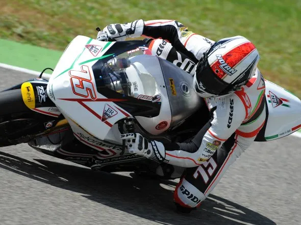 mattia pasini jir moto2