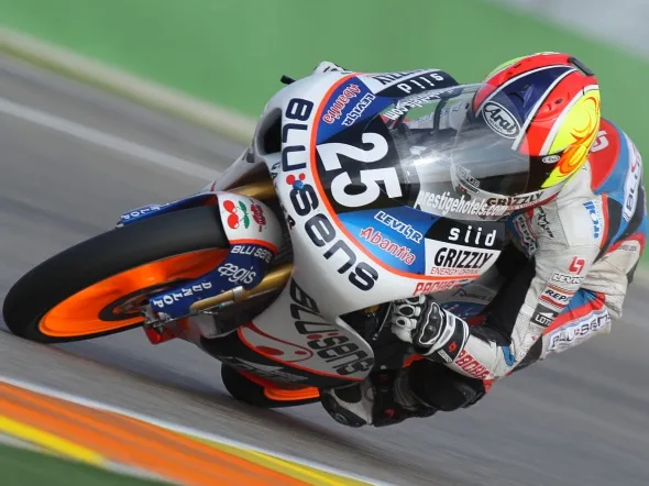 maverick vinales blusens aprilia valencia