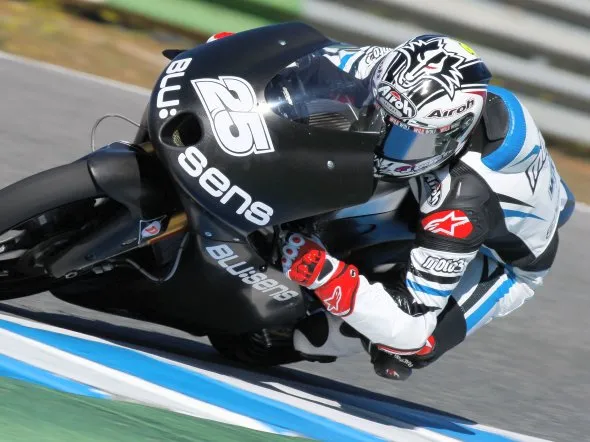 maverick vinales moto3 post test jerez 1
