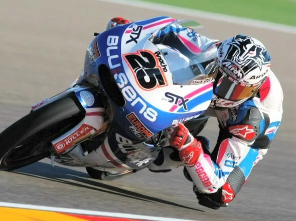 maverick vinales motorland aragon 2011