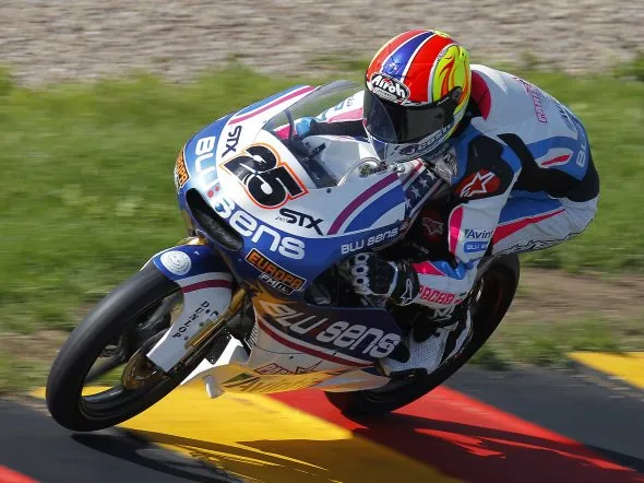 maverick vinales sachsenring 2011