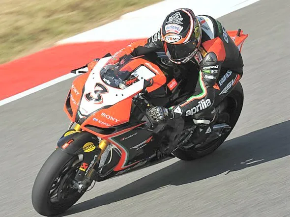 max biaggi aprilia portimao 2012