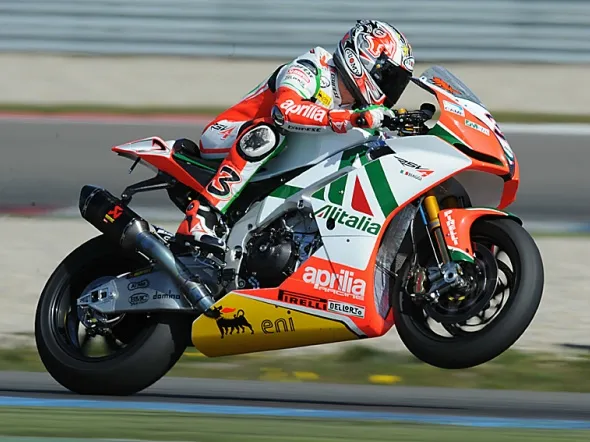 max biaggi aprilia rsv4 factory assen