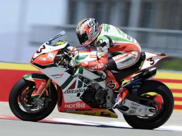max biaggi gara2 miller 2010