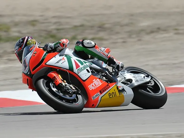 max biaggi miller races 2011