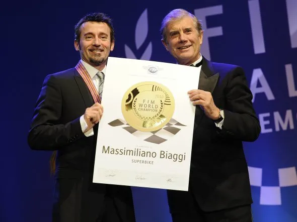 max biaggi premiazioni fim 2010 2