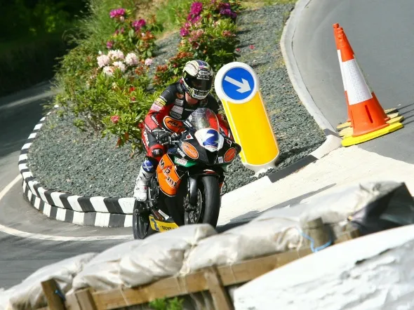 mcg tt2009 supersport