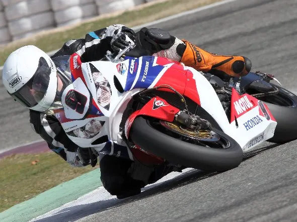 michael dunlop test honda tt legends albacete cbr