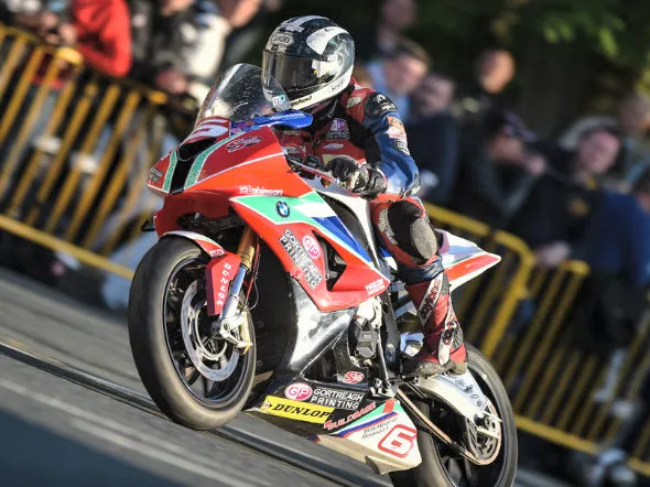 michael dunlop tt superstock 2014