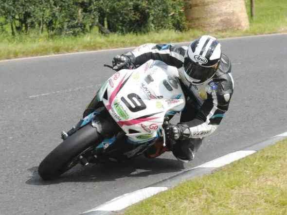 michael dunlop ulster grand prix sbk 2012