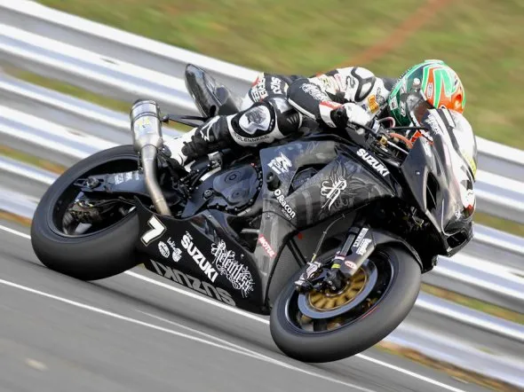 michael laverty suzuki oulton park