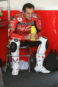 michael rutter box nw200 yamaha