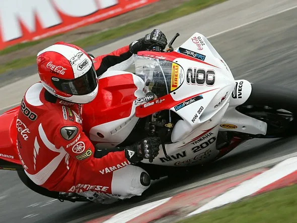 michael rutter nw200 yamaha robmac
