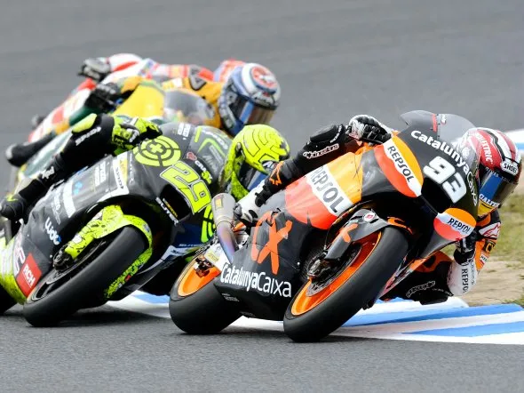 moto2 preview phillip island 2011 1
