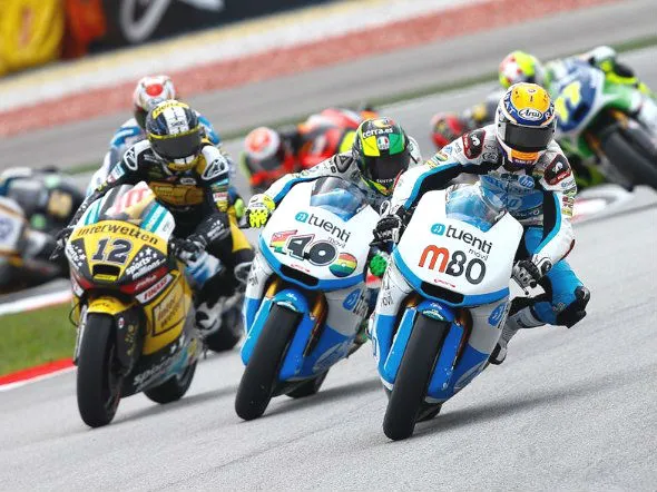 moto2 preview phillip island 2013 1