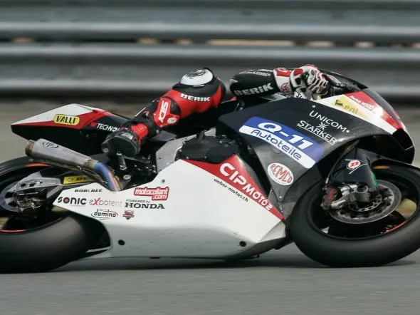 moto2 sachsenring tomizawa