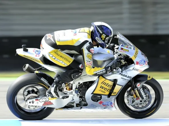 moto2 thomas luthi assen 2010