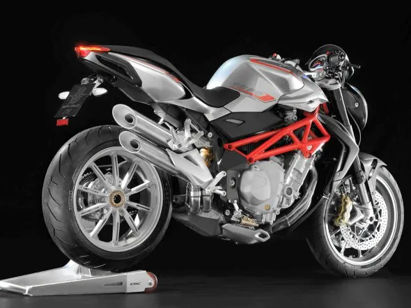 mv agusta brutale 2013 2