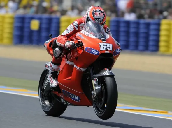 nicky hayden qualifying lemans 2010