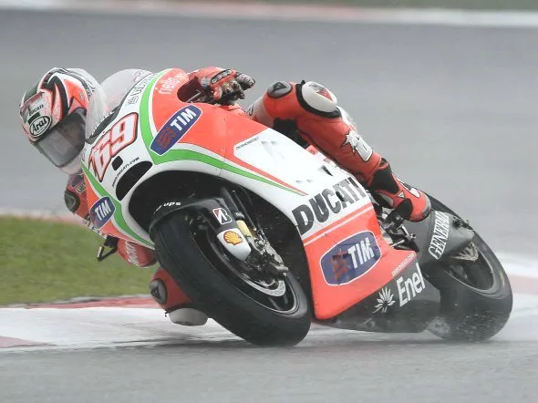 nicky hayden race sepang 2012