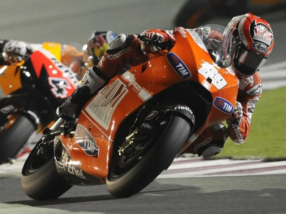 nickyhaydenlosail2010